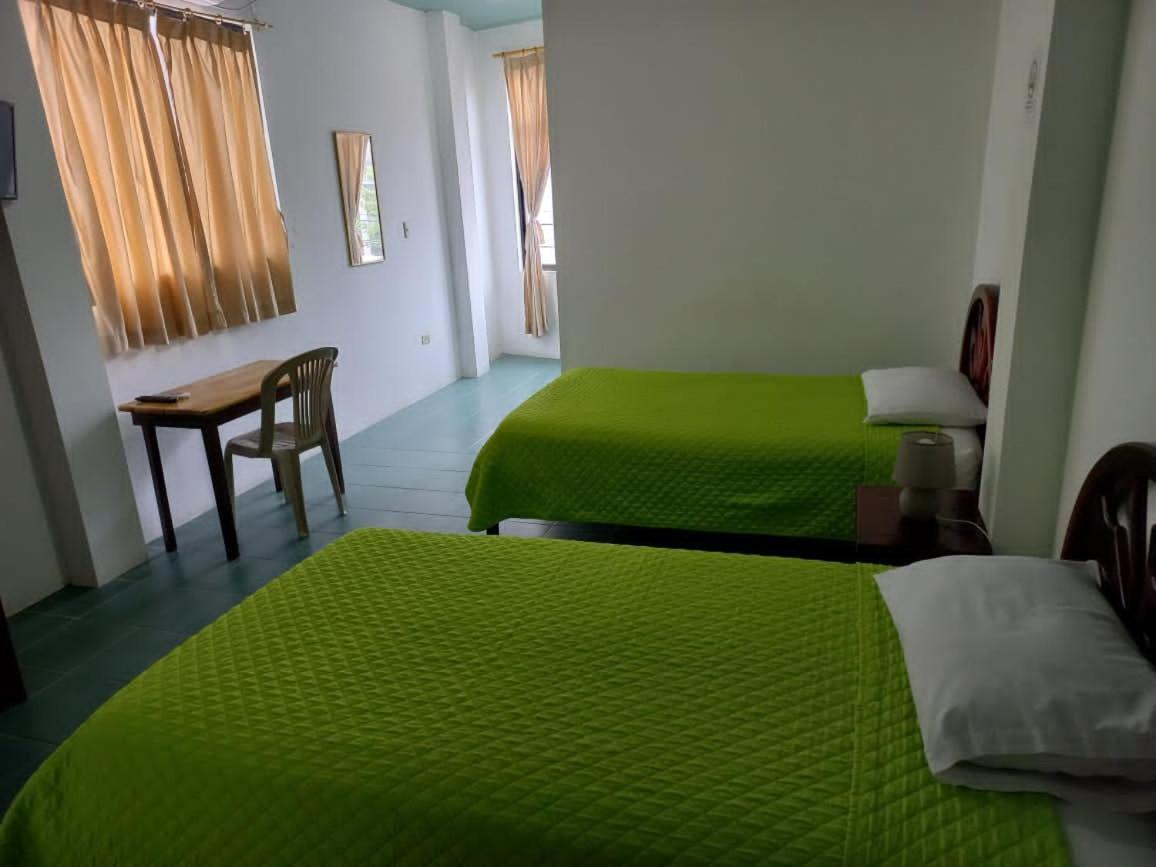 Hotel Isla Del Descanso Puerto Villamil Bagian luar foto